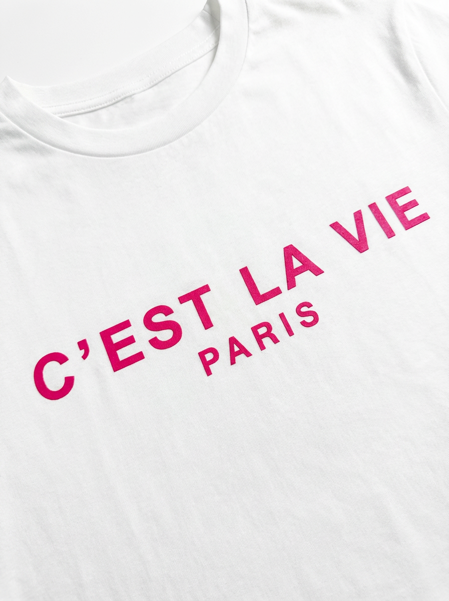 T-Shirt “C’est La Vie Paris” Minimal Chic