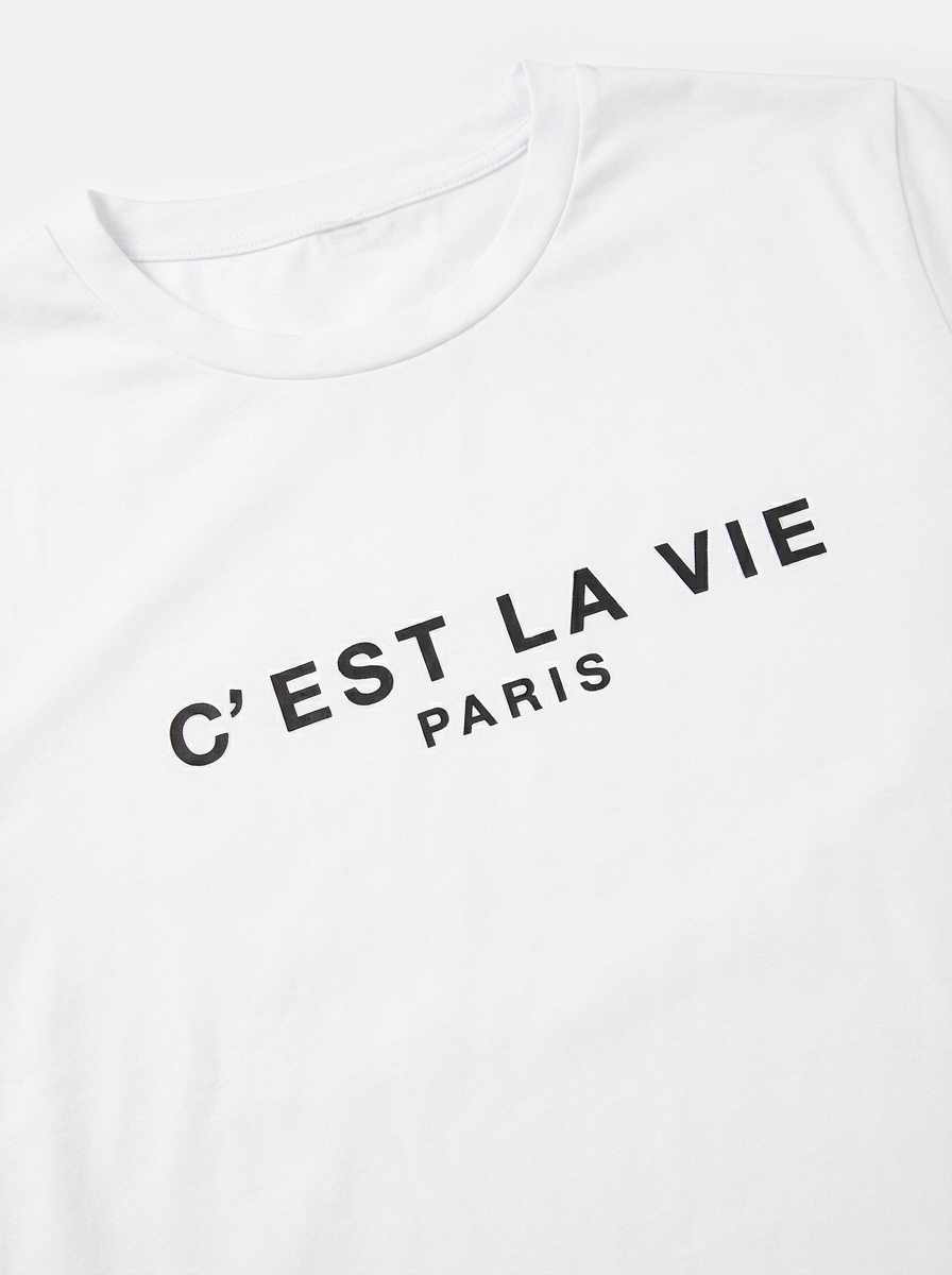 T-Shirt “C’est La Vie Paris” Minimal Chic