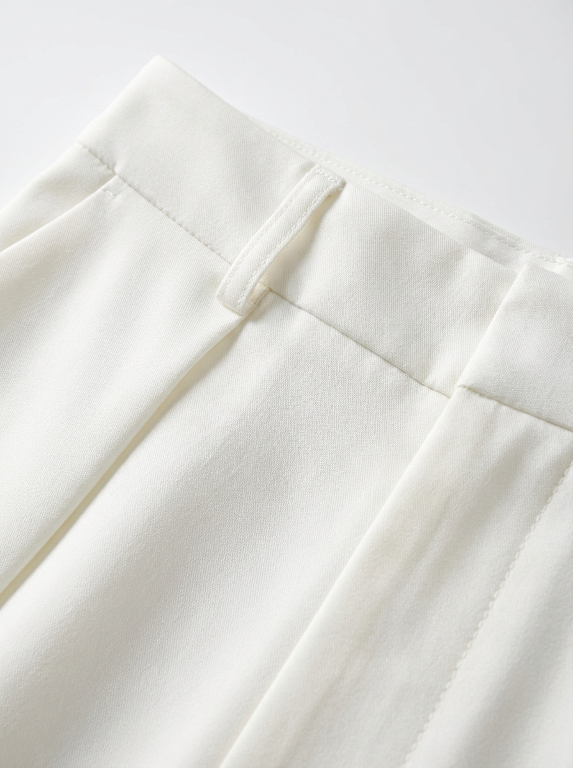 Pantalone “White Aura” Tailored Elegance