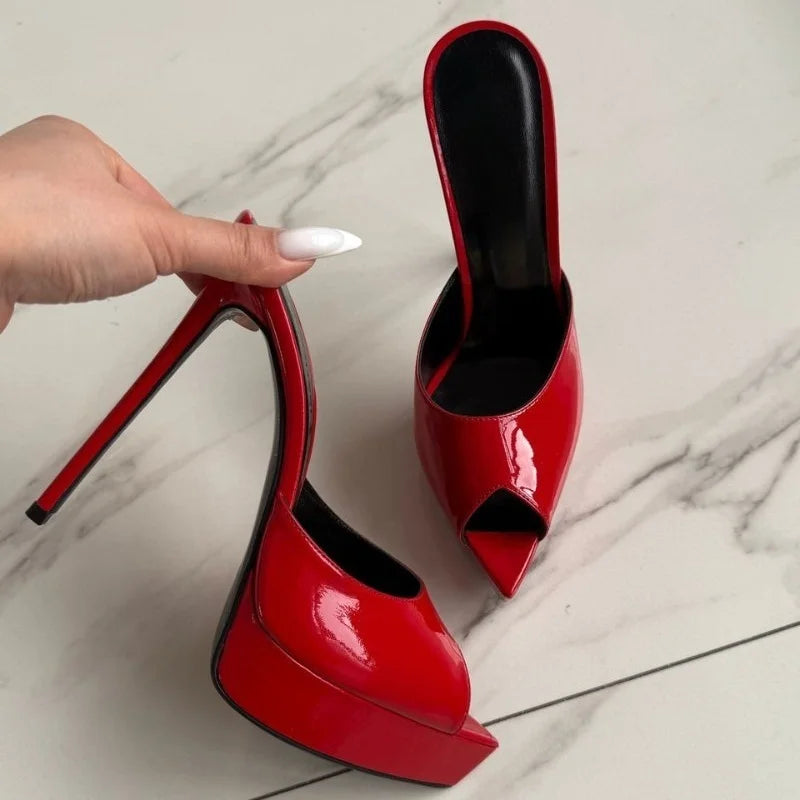Mule Platform “Velvet Noir” – Tacco Stiletto Iconico